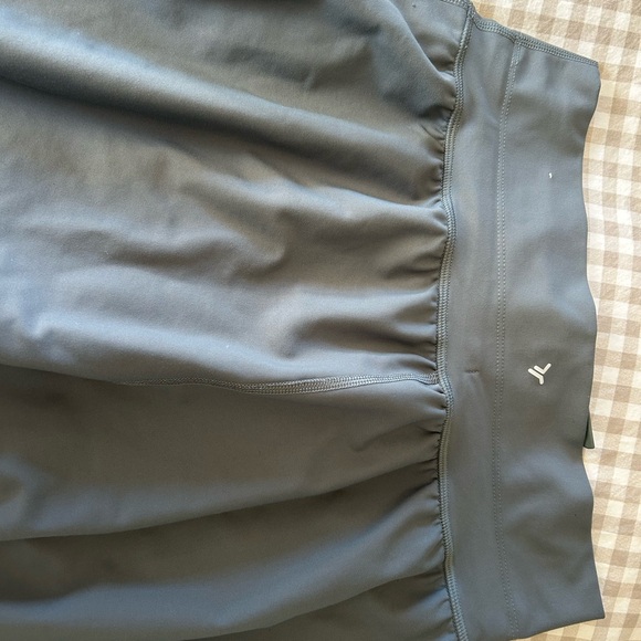 Old Navy Active Tech Joggers - Picture 3 of 4